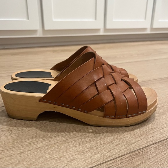 Swedish Hasbeens Karin Brown Leather Woven Slip On Clogs Size 40/10 US - Picture 1 of 8